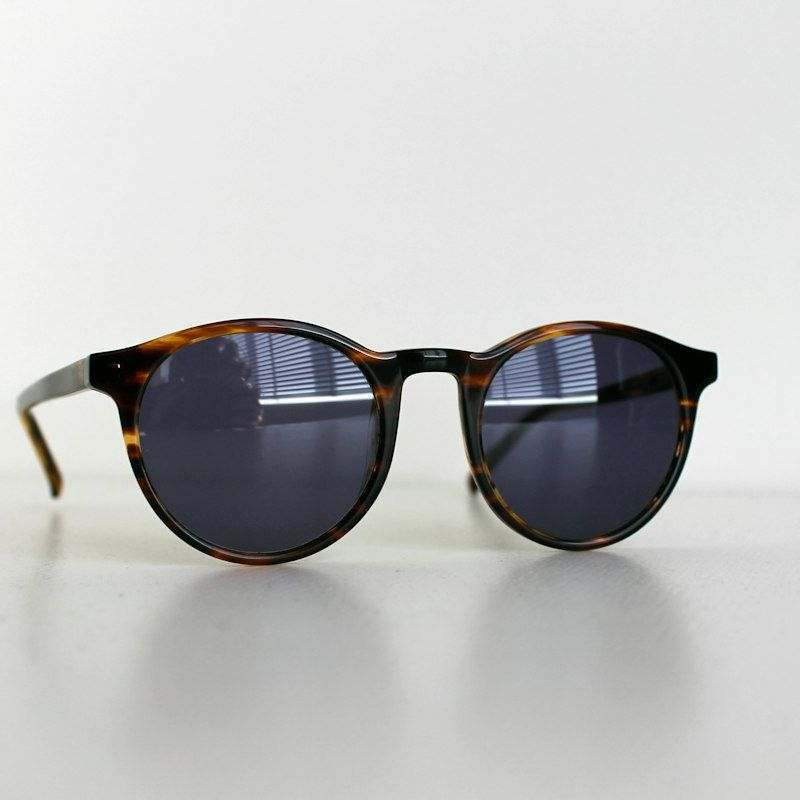 Luxury Round Sunglasses